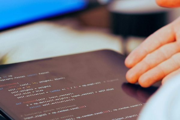 This guide explains how to create professional content without appearing on camera using faceless AI tools for video, audio, and written formats. It walks throu...