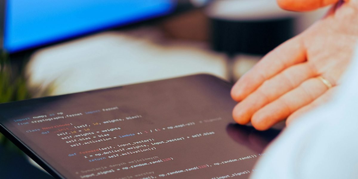 This guide explains how to create professional content without appearing on camera using faceless AI tools for video, audio, and written formats. It walks throu...