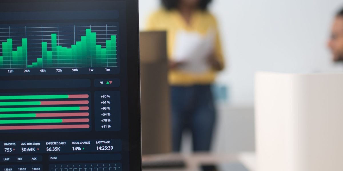 This guide explains the Google Data Analytics Professional Certificate and how it prepares beginners and professionals for roles in data and AI-driven workplace...