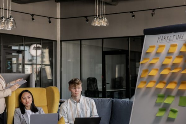 This article explains why adopting AI is now essential for B2B marketing agencies and lays out a practical, trust-first roadmap for doing it well. It defines th...